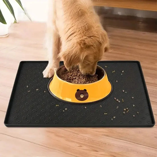 Foldable Non-Spill Silicone Feeding Mat for Cats and Dogs